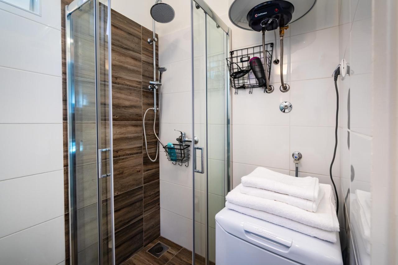 Studio Apartment Gina Zadar Bagian luar foto